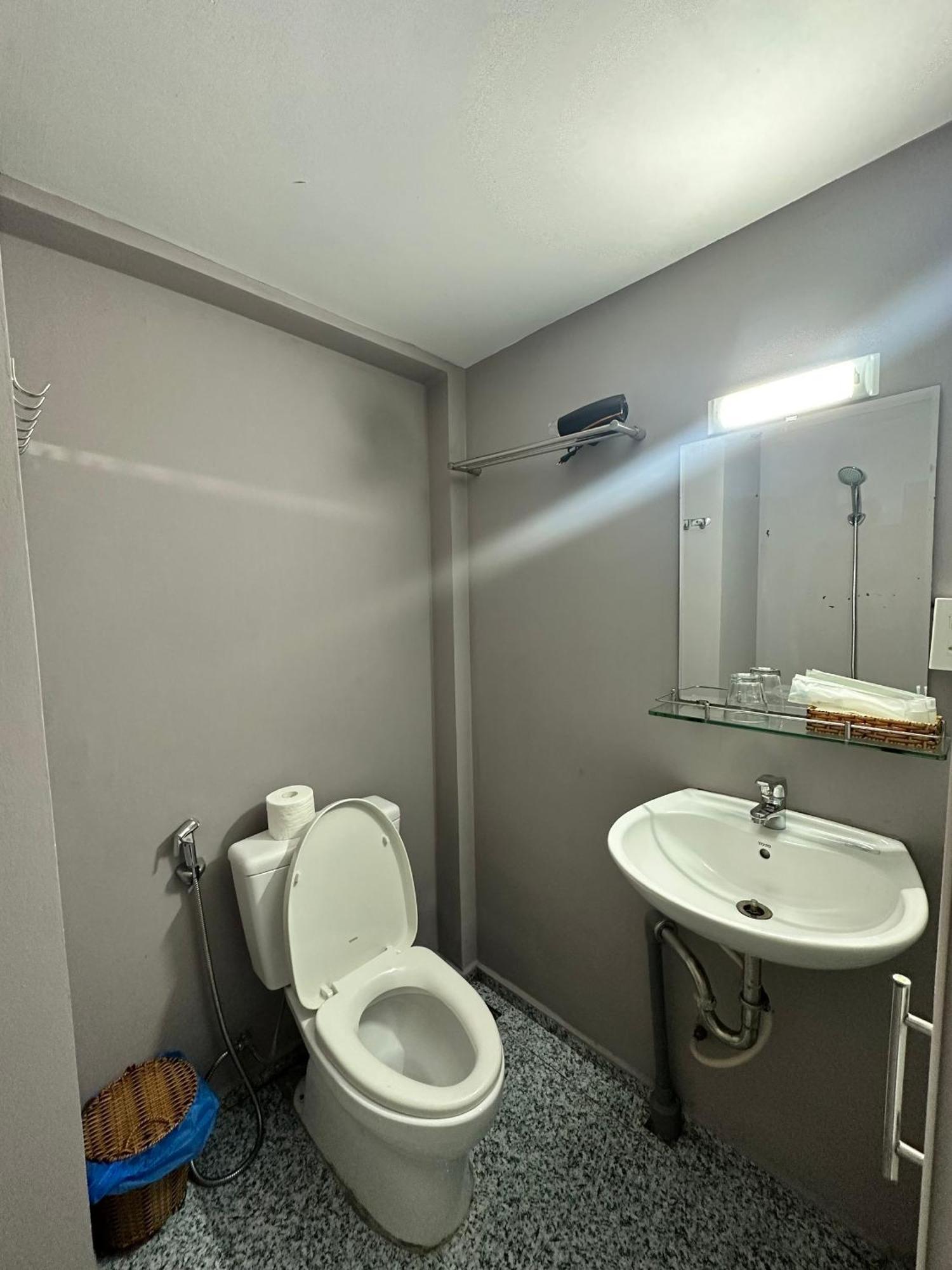 Lilac Cottage Homestay Дуонг-Донг Экстерьер фото